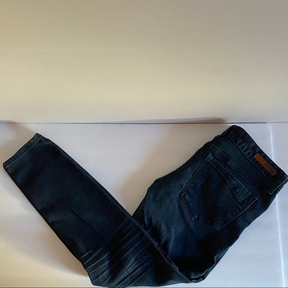 Express Stella Low Rise Jean size 6S, dark blue